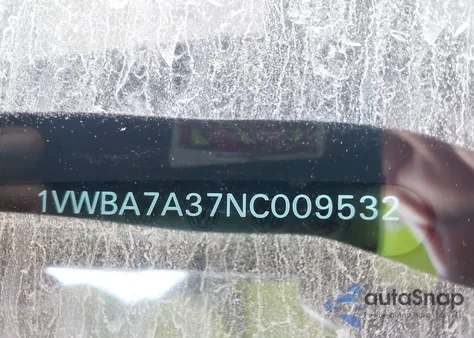 2022 Volkswagen Passat 2.0T Limited Edition z USA, uszkodzony, nr VIN 1VWBA7A37NC009532